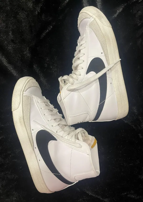 Nike Blazers - Image 5