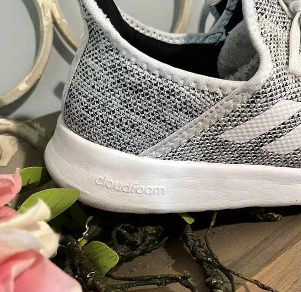 Adidas Cloudfoam Sneakers Lightweight Athletic Shoes Womens 9 Gym - Image 4