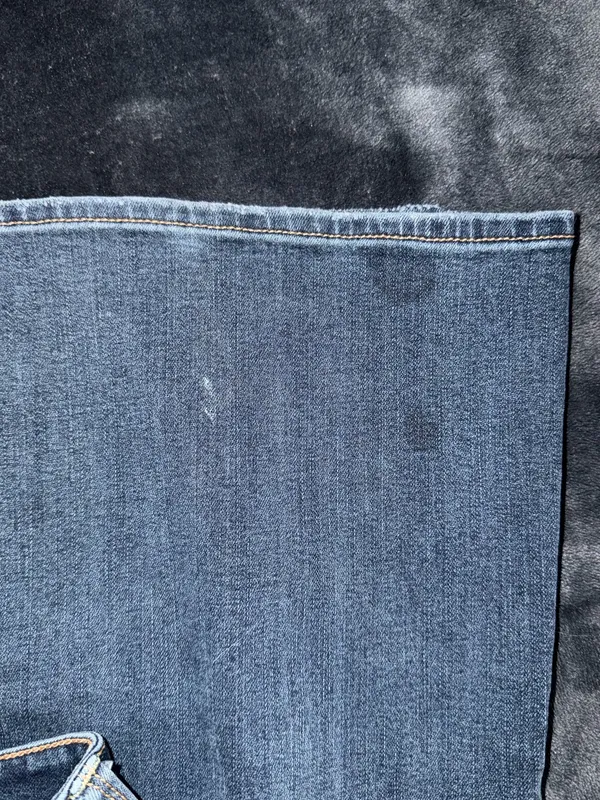 American Eagle Jeans - Image 3