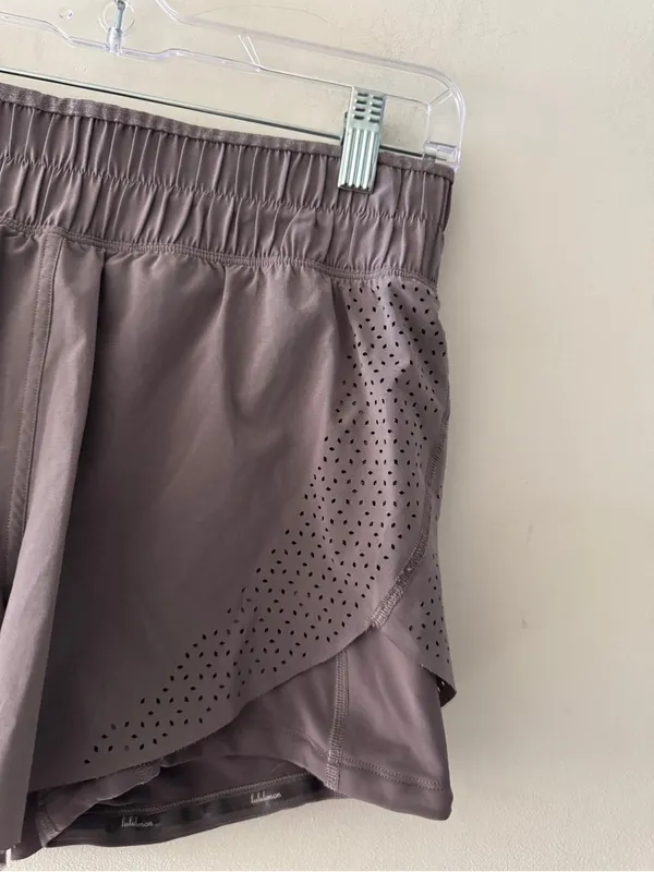 Lululemon‎ Laser Speed Train Short *4.5" Lunar Rock - Image 4