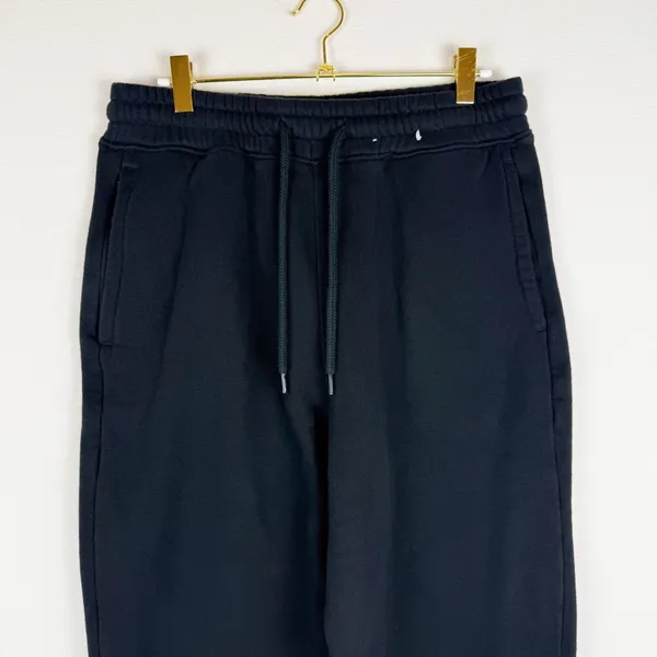 NEW Hollister Black Straight Leg Cropped Sweatpants Sweats Size‎ XS - Image 2