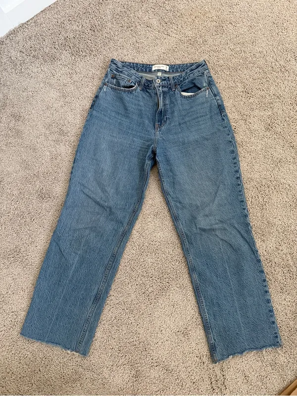 Curve Love High Rise Loose Jean (6) - Image 4