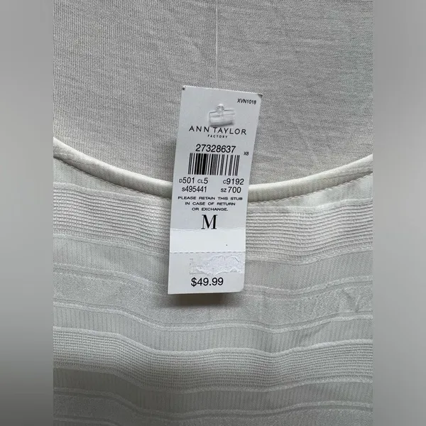 NWT Ann Taylor‎ medium tee - Image 4