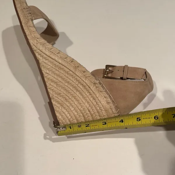 Vince Camuto Meddrina wedge sandal, NEW - Image 9