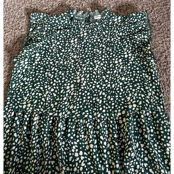 Angashion Women's Green‎ White Ruffle Short Sleeve Blouse Size XL - Image 2