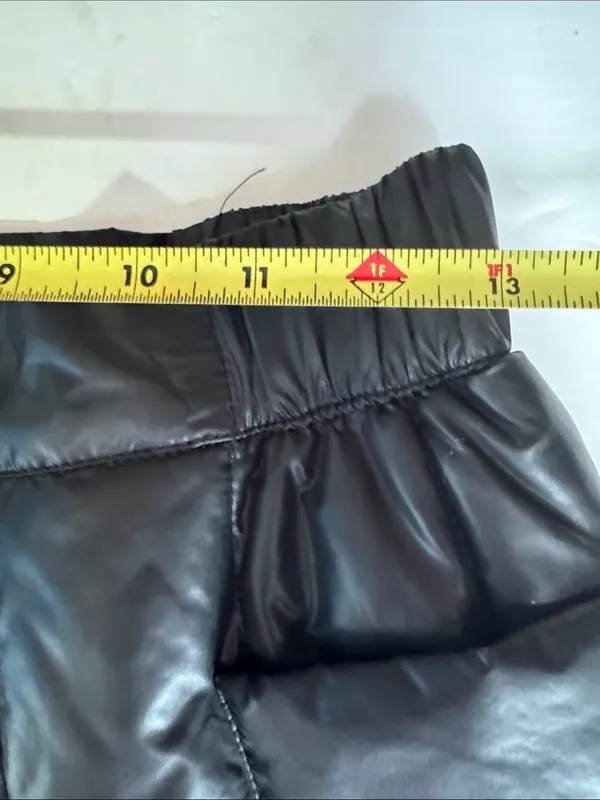 Black puffer snap front maxi skirt winter neutral pockets outdoor casual ski - Image 11