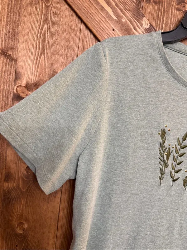 Hasting & Smith Women’s 1X Green Embroidered Floral Short Sleeve T Shirt Cotton - Image 3
