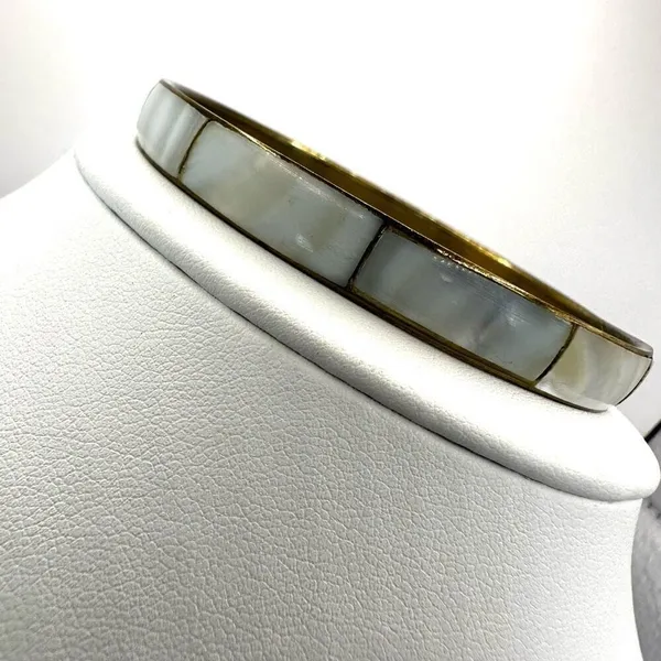 Abalone bangle bracelet - Image 6