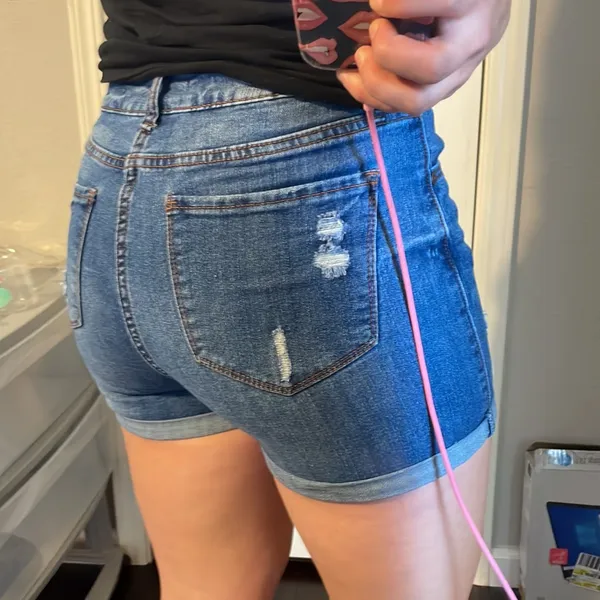 High waisted denim shorts with distressing - Image 2