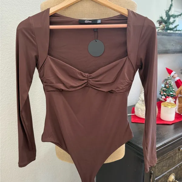 CHYRII Womens Sexy Square V Neck Bodysuit M - Image 2