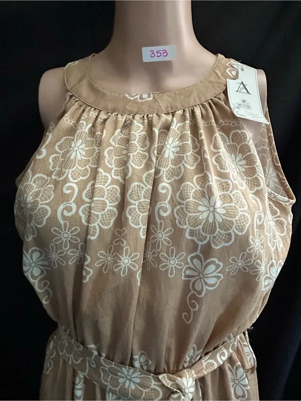 AZ Sleeveless Taupe & White Floral Print Maxi Dress Tie Waist LG NWT - Image 7