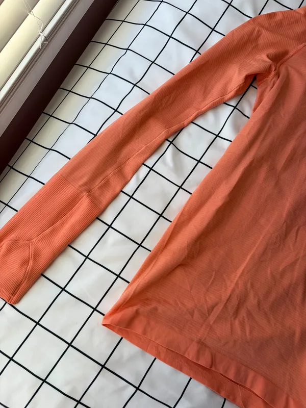 Lululemon Woman’s Coral Long Sleeve Swiftly Tech, Size 2, Hip Length. - Image 4