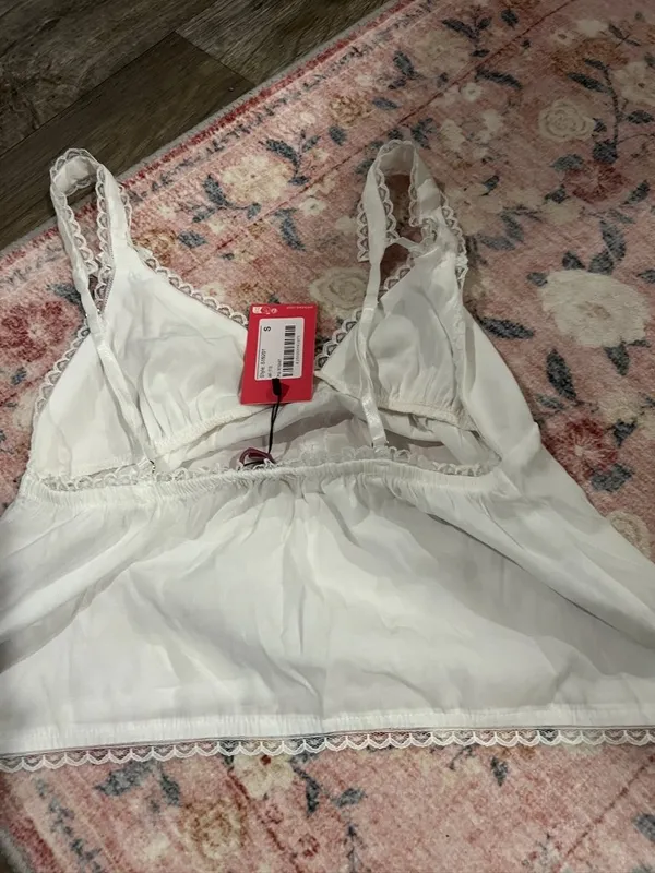 NWT Edikted‎ small white tank top - Image 8