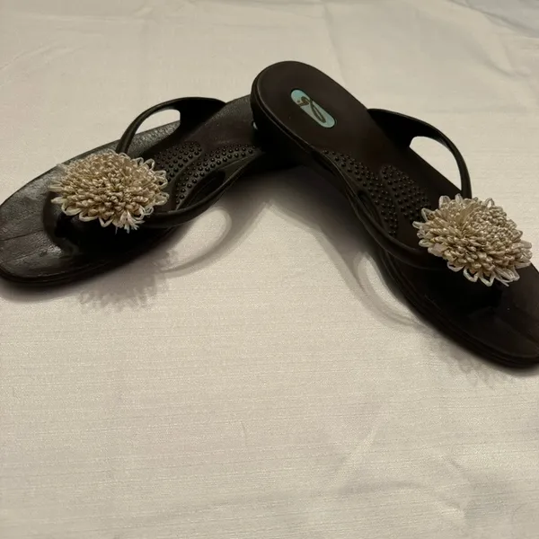 Oka-B Floral Flip Flop Sandals Brown Comfort Thong USA Made Women’s 8.5-9.5 - Image 5