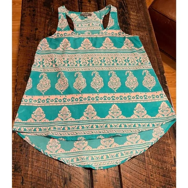 Umgee High low Tank Top/shirt Size Medium - Image 6