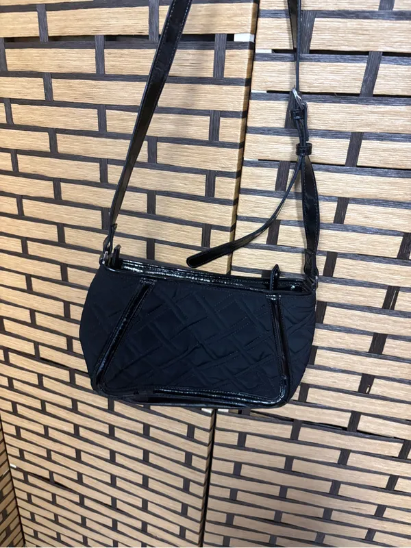 Vera Bradley Black crossbody Purse - Image 4