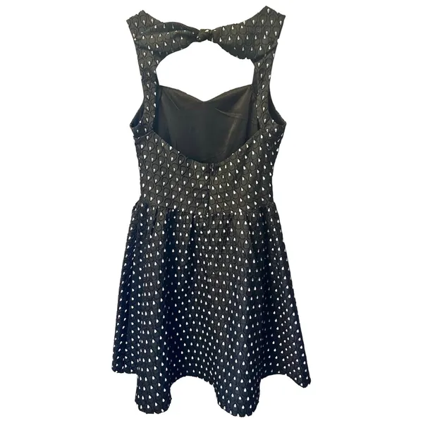 Quinn Black and White Embroidered Back Cutout Mini Dress Small - Image 7