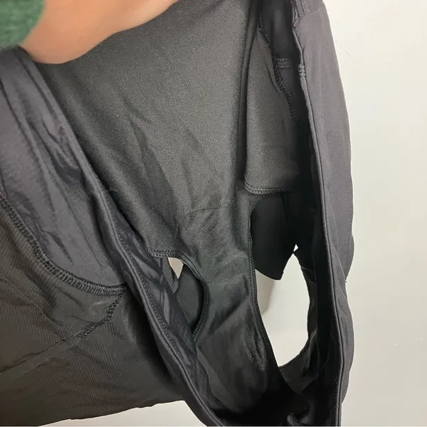 Patagonia Women’s‎ Strider shorts black size medium - Image 10