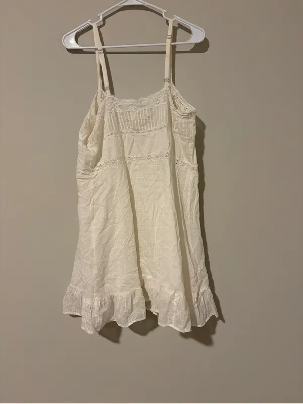 Women’s Urban Outfitters white slip dress - Image 3