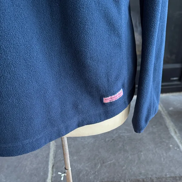 Vineyard Vines Women's Navy Fleece Turtleneck Sweater - Image 5
