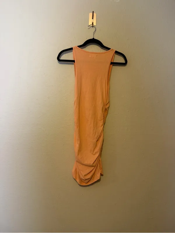 L Space Wildwood scoop neck, Rouched mini dress,‎ peach. Size XS - Image 6