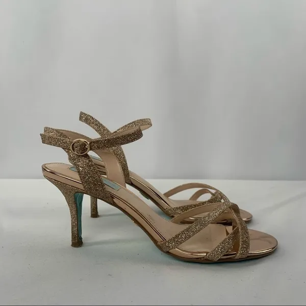 Betsey Johnson Strappy‎ Glitter Heeled Sandals in Gold Size 8 - Image 2