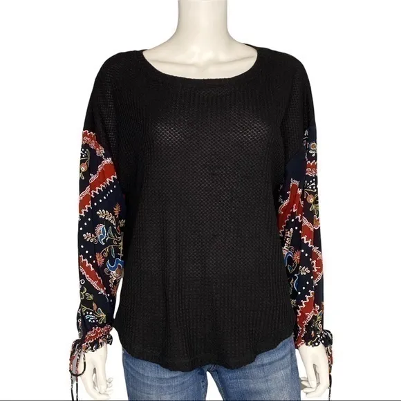 In Loom Black Thermal Waffle Knit Top Boho Patchwork Print Balloon Sleeves M - Image 2