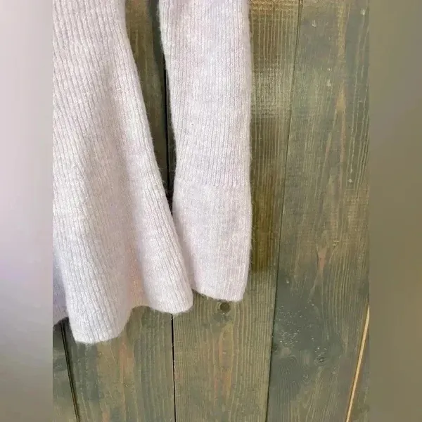 Urban Outfitters Sold Out Purple UO Grace‎ Off-The-Shoulder Romper Size S - Image 8