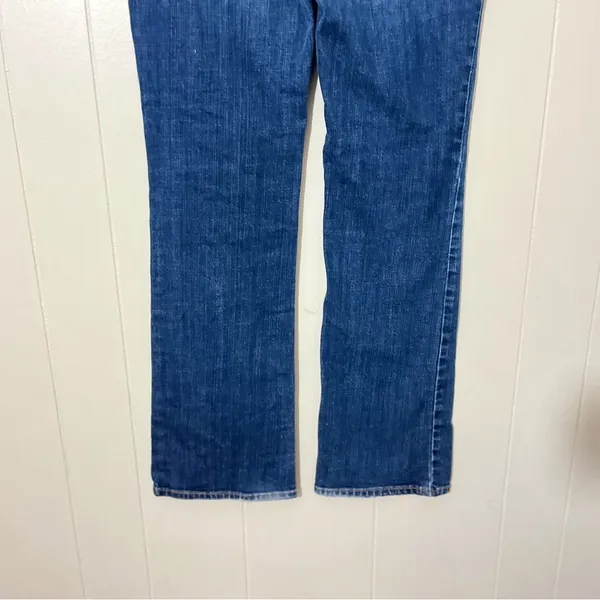 Levi’s 525 Perfect Waist Bootcut Jeans Women’s 8 Medium Wash Stretch Denim - Image 6