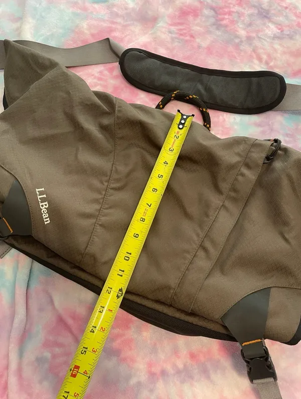 LL Bean messenger bag - Image 5