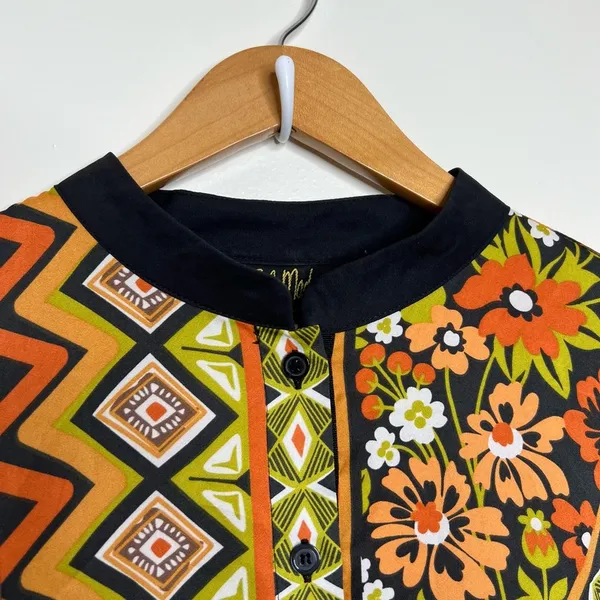 Vintage Bob Mackie Wearable Art Blouse Women’s Size Medium Mandarin Collar Retro - Image 4