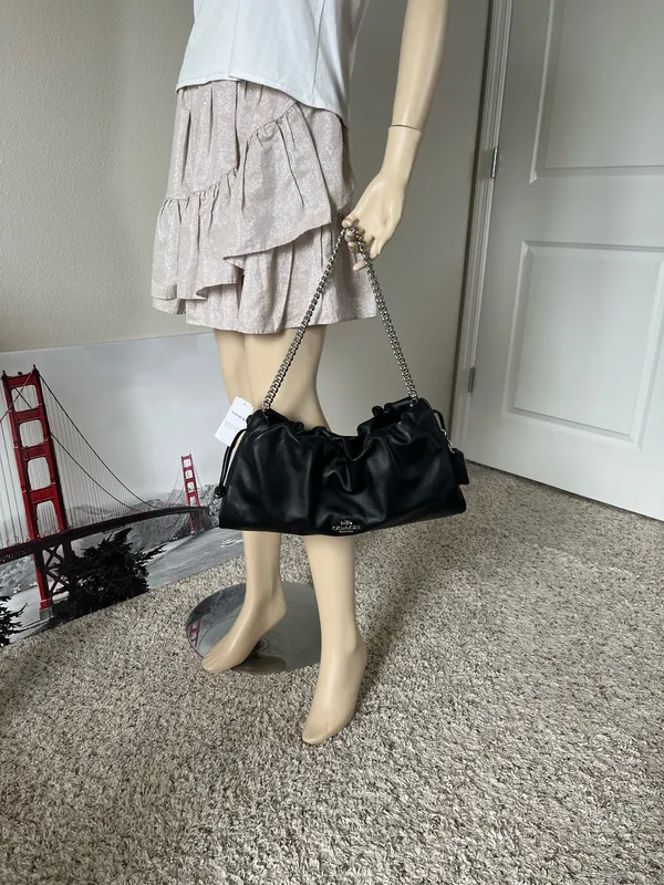 Coach Faye Large Shoulder Bag - Image 10