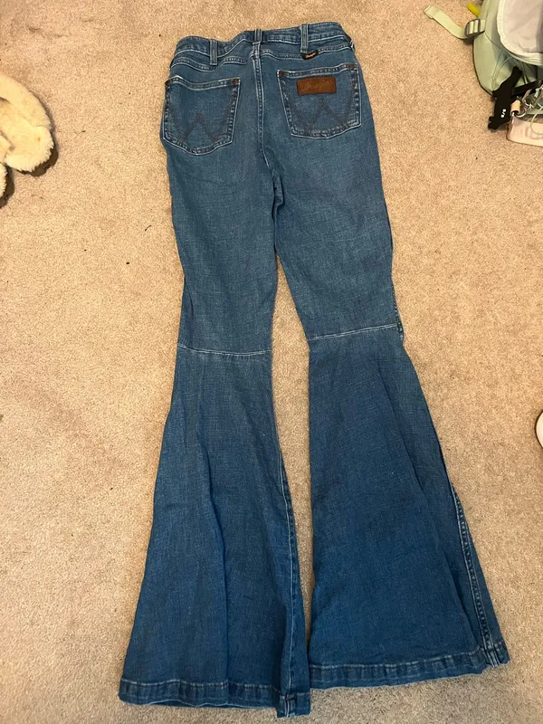 Wrangler Retro Flare Jeans - Image 2