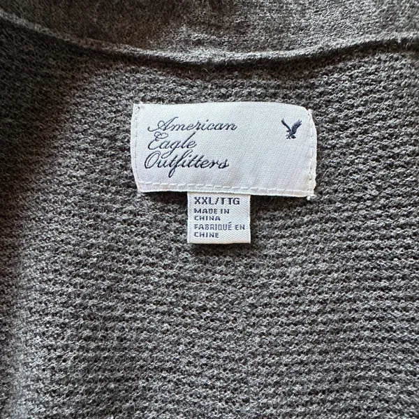 American Eagle Retro  Outfitters Gray Cropped Button Down Sweater Size XXL - Image 4