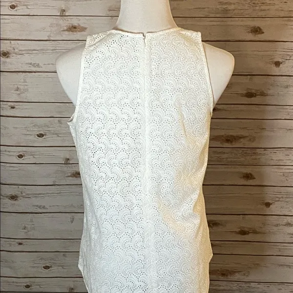 theory coquette white ‘Ellice’ sleeveless eyelet lace blouse Size Medium - Image 5