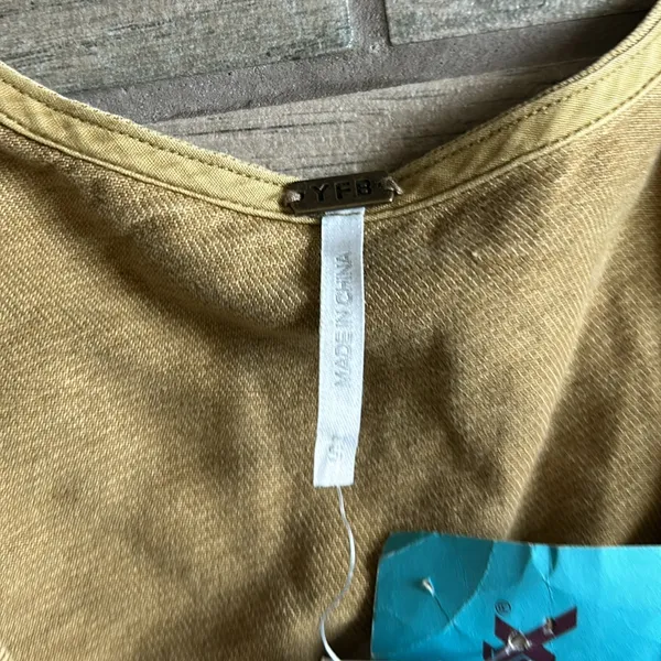 Yfb crop top - Image 2