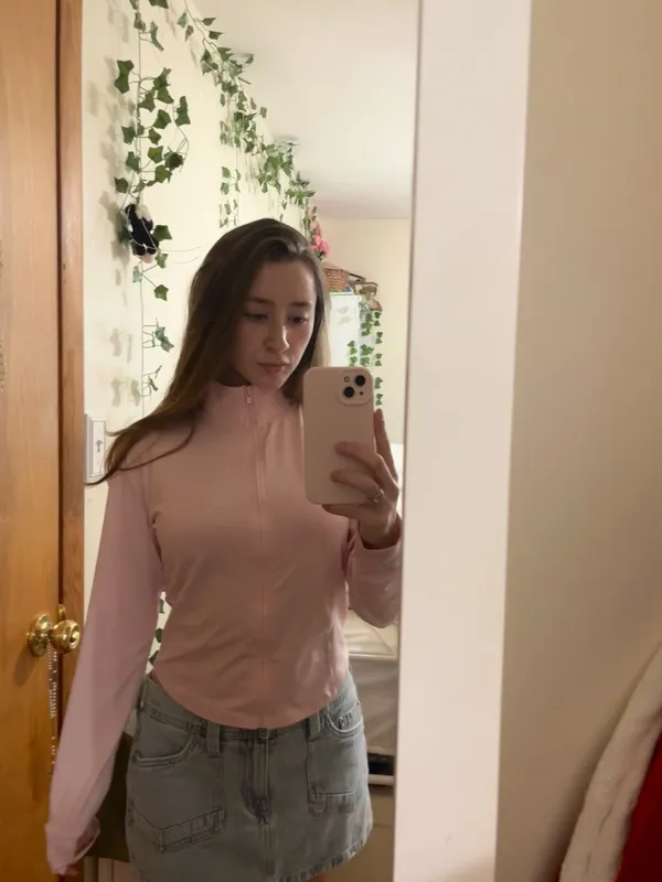 Amazon pink running jacket - Image 2