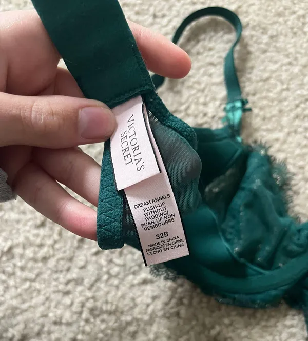 Victoria's Secret Bra - Image 3
