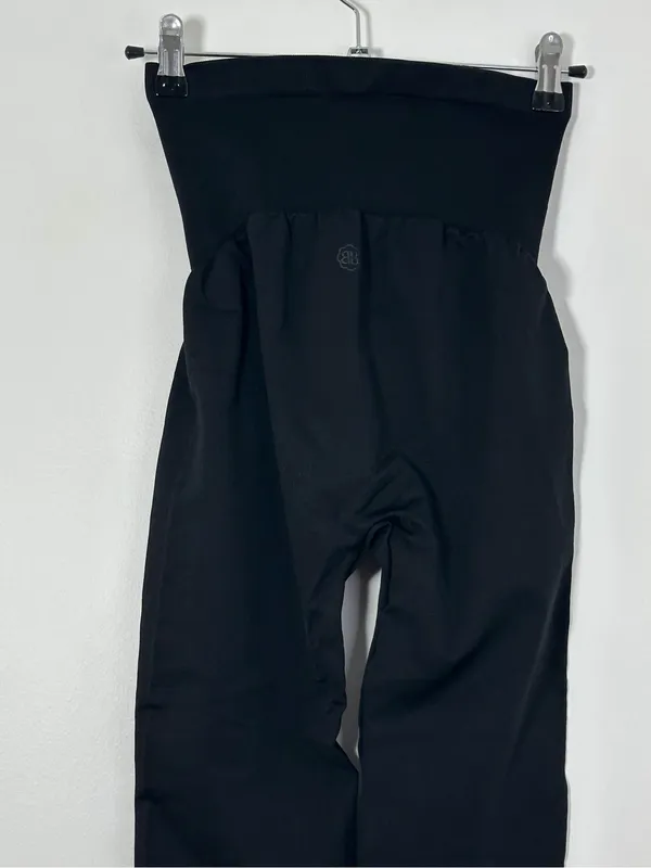 Belly Bandit Black Maternity Leggings Size Small Compressiom - Image 5