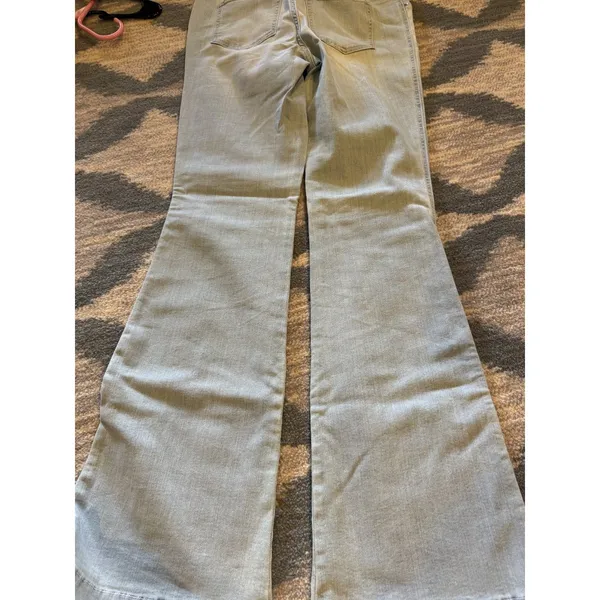 Spanx Bootcut Flare Jeans Light Wash Size M Petite Tummy Control Stretch - Image 7