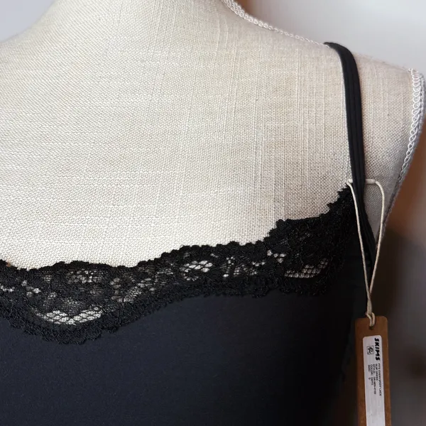 NWT Skims Fits Everybody Lace Slip Dress - Image 4