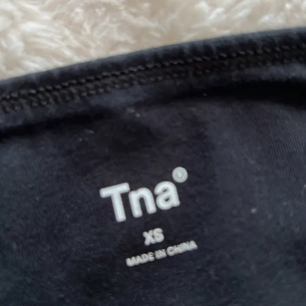 Aritzia TNA Black Biker Shorts - Image 3