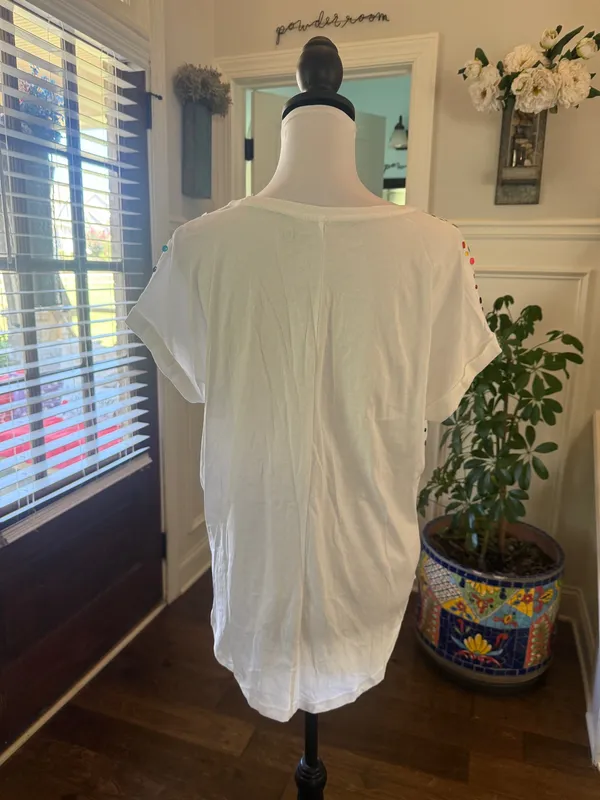 New York & Co Soho NWOT White Tee with Colorful Sequins - Image 2