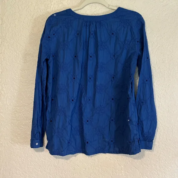 LOFT Blue Eyelet SMALL Embroidered Long Sleeve Blouse Top‎ Shirt Womens - Image 4