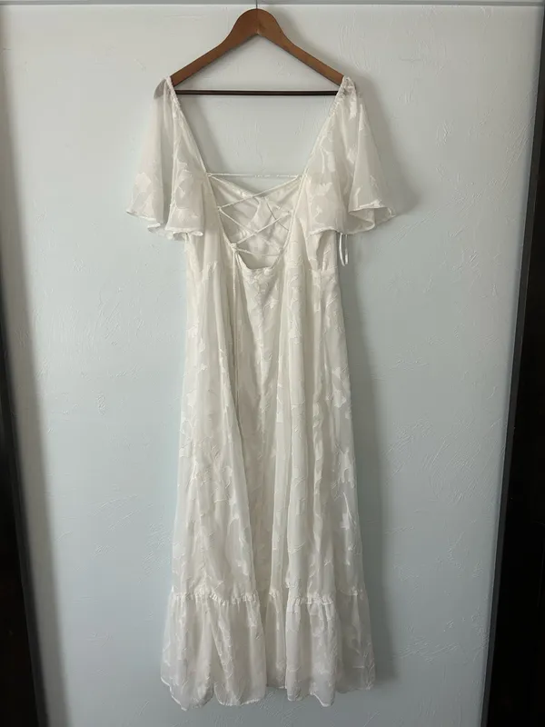 White Floral Maxi Dress w Sheer Short Sleeves Sweetheart Neckline Lace up back - Image 3