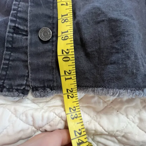 VTG Inspired Levis Denim Best Medium Black Metal Button Up 90s Y2k Light Wash - Image 9