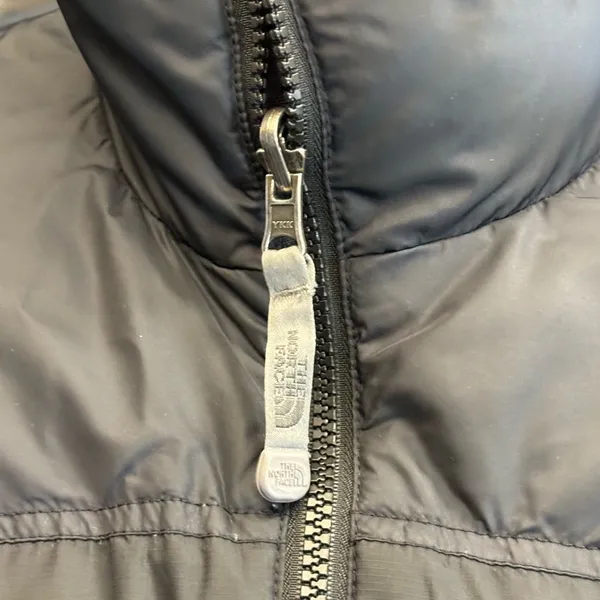 Vintage 2005 The North Face Black Puffer‎ Coat with High Collar Insulated Design - Image 3
