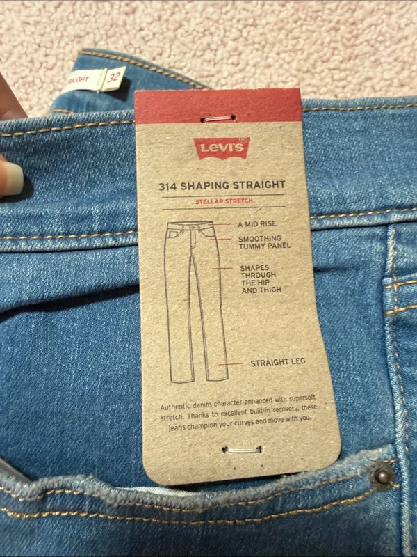 Levi's 314 Shaping Straight Leg Women's Jeans in Medium Blue 32x32 - Image 5