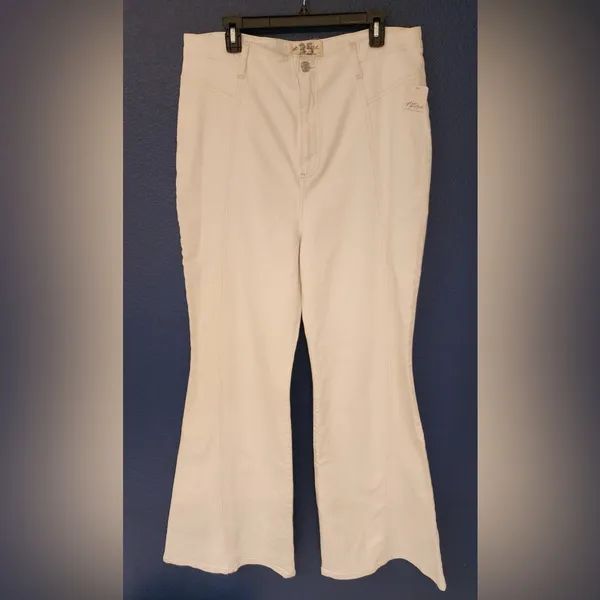 Free People We the Free Women's White Flared Pants with no Pockets Size 35 - Image 3