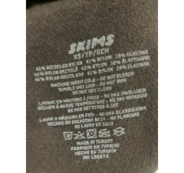 SKIMS Sculpting Thong Bodysuit XS - Image 6